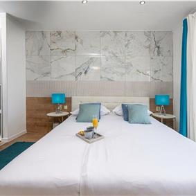 Luxury 5 Bedroom Beachfront Villa near Dubrovnik, Sleeps 11-12